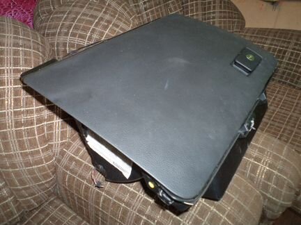 Бардачок Пассат сс 3C1857101H