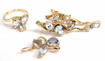 Золотой комплект 585 пробы с топазами