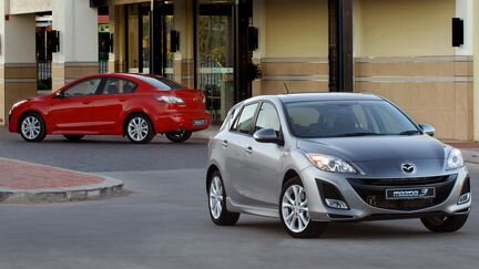 Лючок бензобака Mazda 3 BL седан Мазда 3 бл