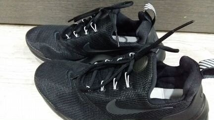 Кроссовки Nike новые