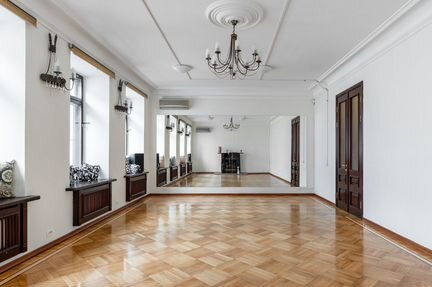 Свободного назначения, 235 м²