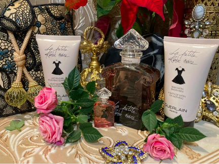 Guerlain La Petite Robe Noire набор парфюмерный