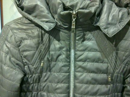 Куртка в отличном сост. весна