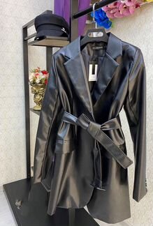 Объёмный пиджак Alexander Wang из эко-кожи