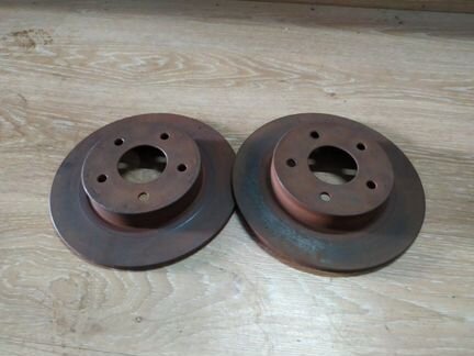 Тормозной диск задний Nissan Primera P12