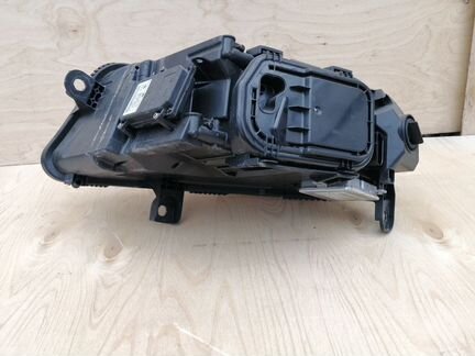 Фара правая ксенон адаптив Диод Audi a6 c6 Restail
