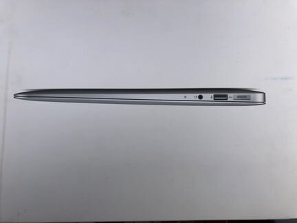 Коробка от MAC book AIR-13