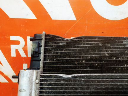 Радиатор двигателя (двс) Renault Fluence 1