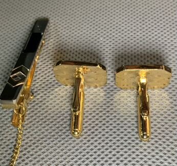 Запаски и держатель галстука