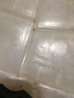 Расширительный бачок Шевроле Круз