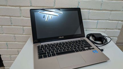 Asus X202E
