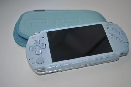 PSP 2000 голубая (прошита)