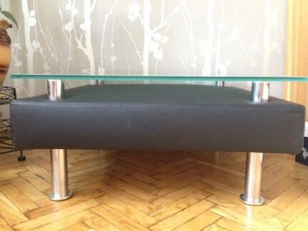 Журнальный столик из кожи