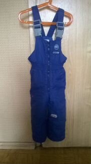 Продам осенний костюм. размер 98