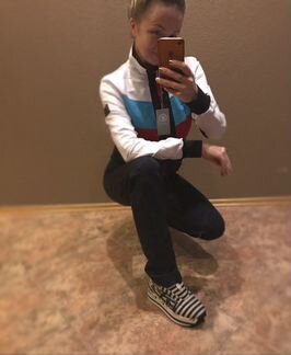 Спортивный костюм женский