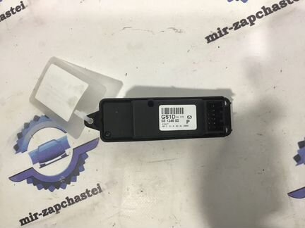 Кнопка стеклоподъемника передняя правая Mazda 6 (G