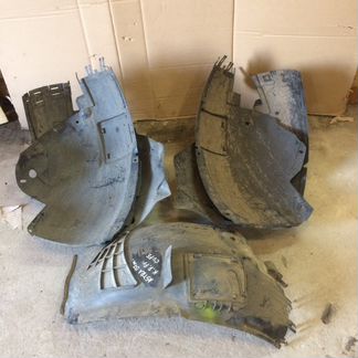 Подкрылок передний правый левый.опель астра H аш