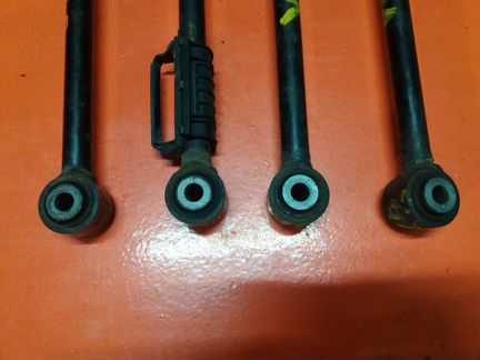 Jeep Grand CherokeWK2.Тяга поперечная