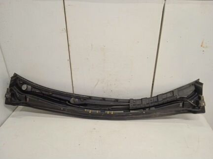 Планка под лобовое стекло Hyundai Solaris 1.4 G4FA