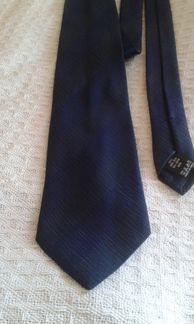 Галстук Valentino с узором