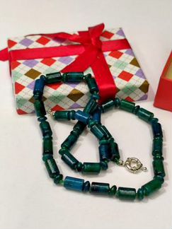 Бусы с перувианской хризоколлой