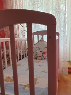 Кроватка-маятник