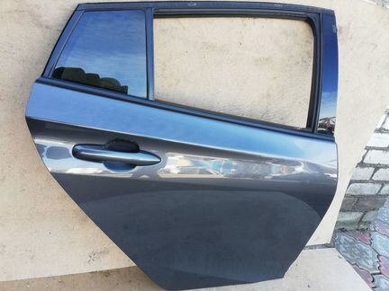 Дверь задняя правая Toyota Prius 4