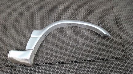 Молдинг (накладка кузовная), Крыла правое переднее