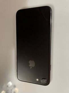 Телефон iPhone 7 128gb чёрный оникс