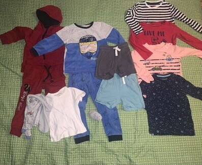 Пакет вещей д/мальчика 98р/ спортивный костюм