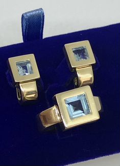 Золотой комплект с топазами