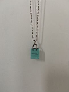 Подвеска-шарм в виде сумки Tiffany & Co