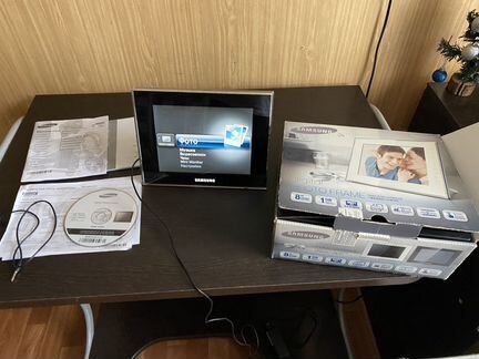 Фоторамка Samsung 800W LP08wslss/EN