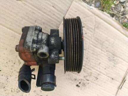 Насос гура Киа Соренто BL,Porter II 571003E100