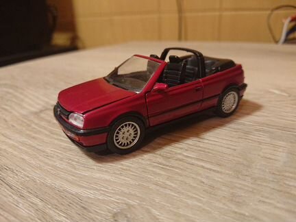 Volkswagen Golf Cabriolet 1/43 Schabak