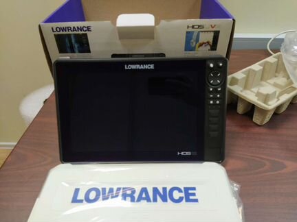 Эхолот Lowrance HDS Live 12