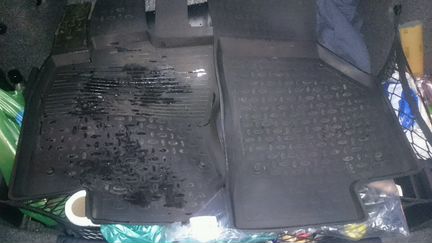 Резиновые коврики с высоким бортом Volkswagen Golf