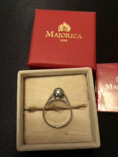 Серебряное кольцо majorica
