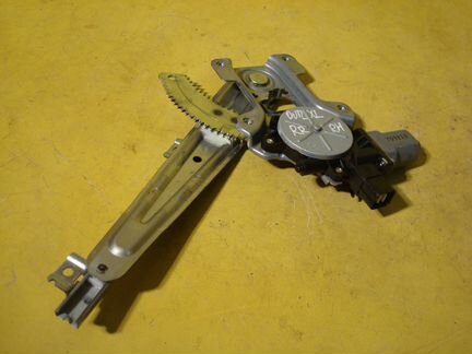 Стеклоподъемник задний правый Аутлендер XL 2006-10