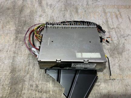 Усилитель магнитолы A2118272042 Mercedes W211