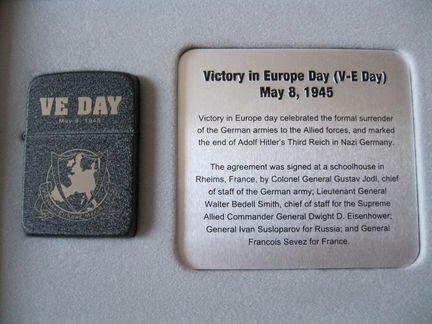 Zippo 60th Anniversary WW2 VE & VJ Day Set, new