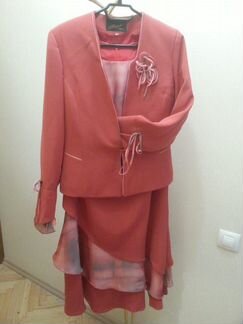 Костюм женский