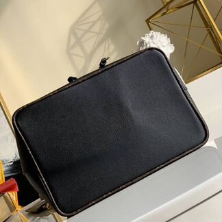 Cумка Louis Vuitton эксклюзив