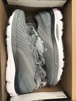Кроссовки Under Armour новые
