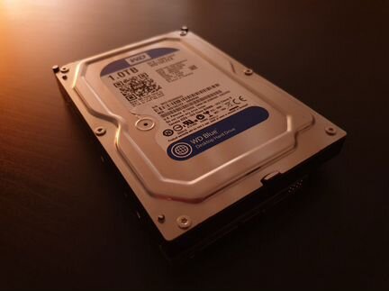 Western Digital WD10ezex (1TB)