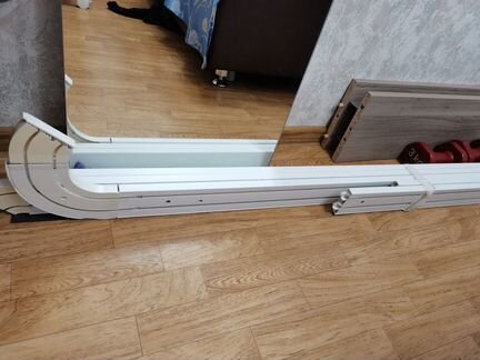 Карнизы потолочные