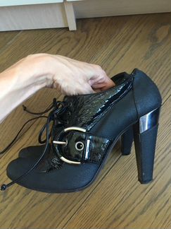 Shy Италия ботильоны 37 37.5 кожа лак