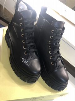 Ботинки зимние кожанные на овчине