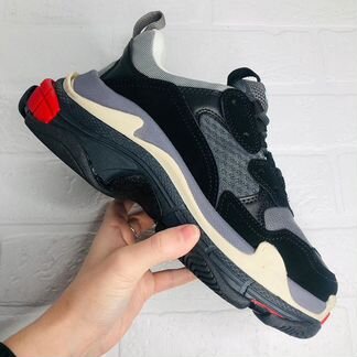 Кроссовки Balenciaga Triple S
