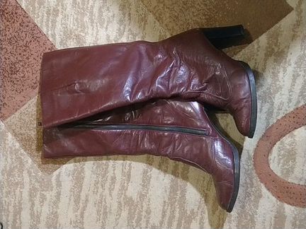 Женские кожаные сапоги из 90-х